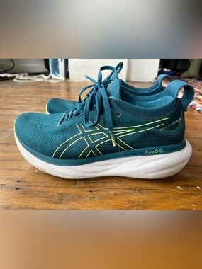 ASICS Gel Nimbus 25